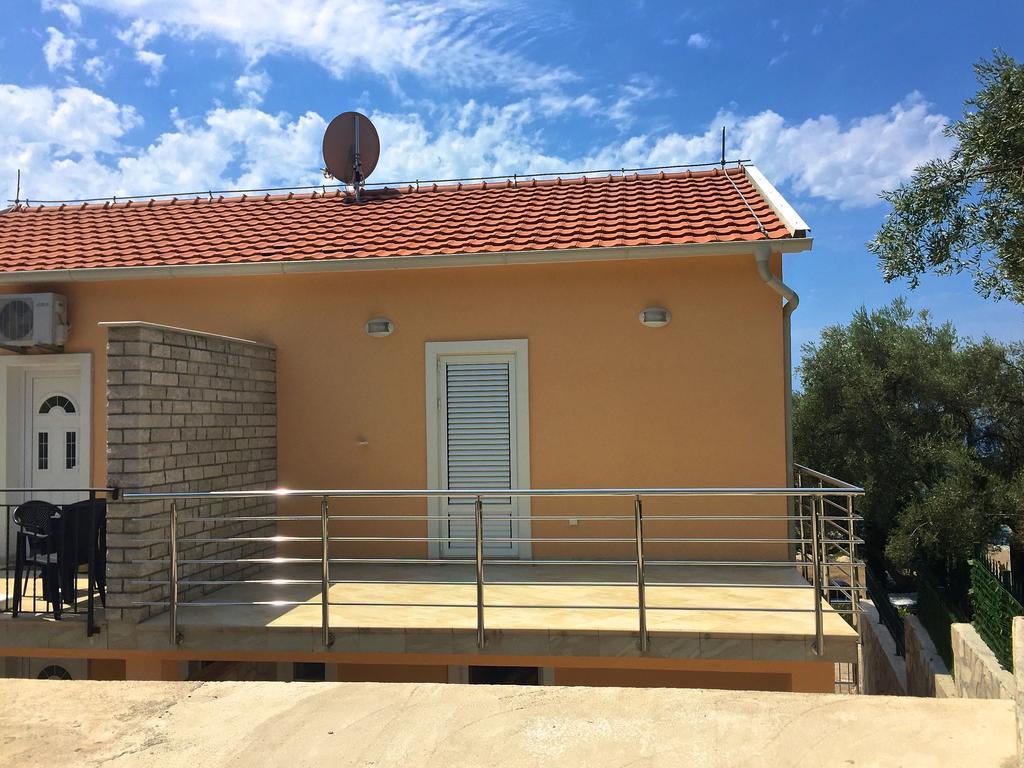 Žanjice Luxury Suite Luštica Extérieur photo