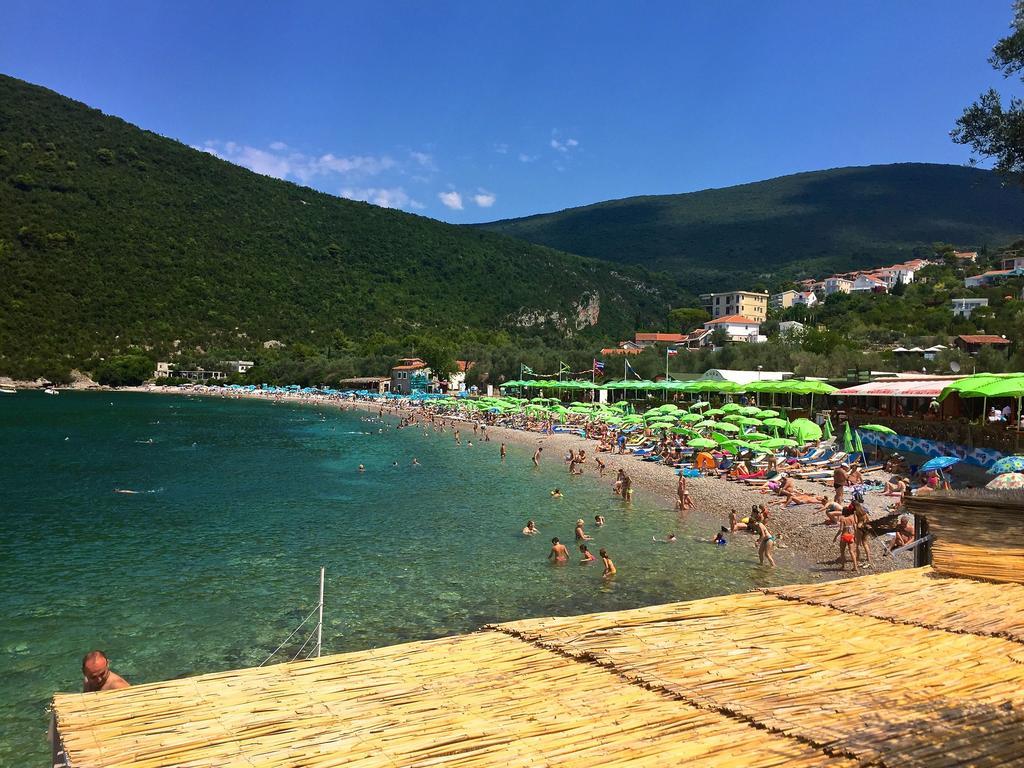 Žanjice Luxury Suite Luštica Extérieur photo