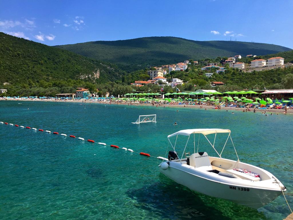 Žanjice Luxury Suite Luštica Extérieur photo