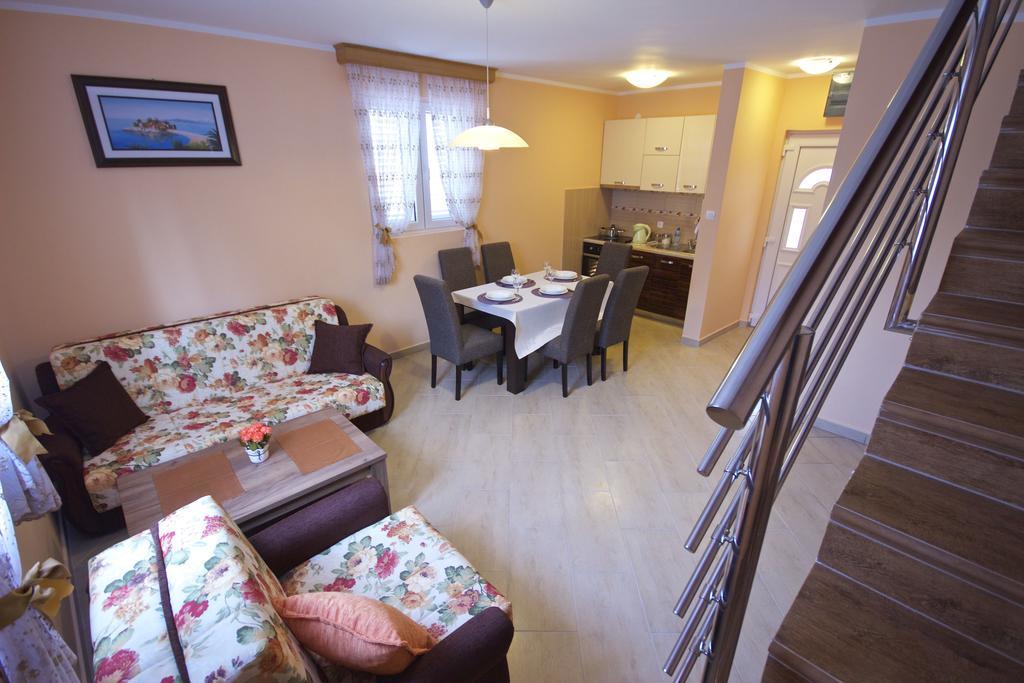 Žanjice Luxury Suite Luštica Extérieur photo