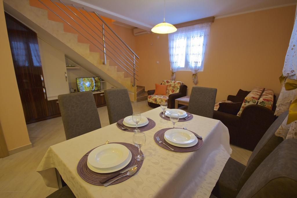 Žanjice Luxury Suite Luštica Extérieur photo