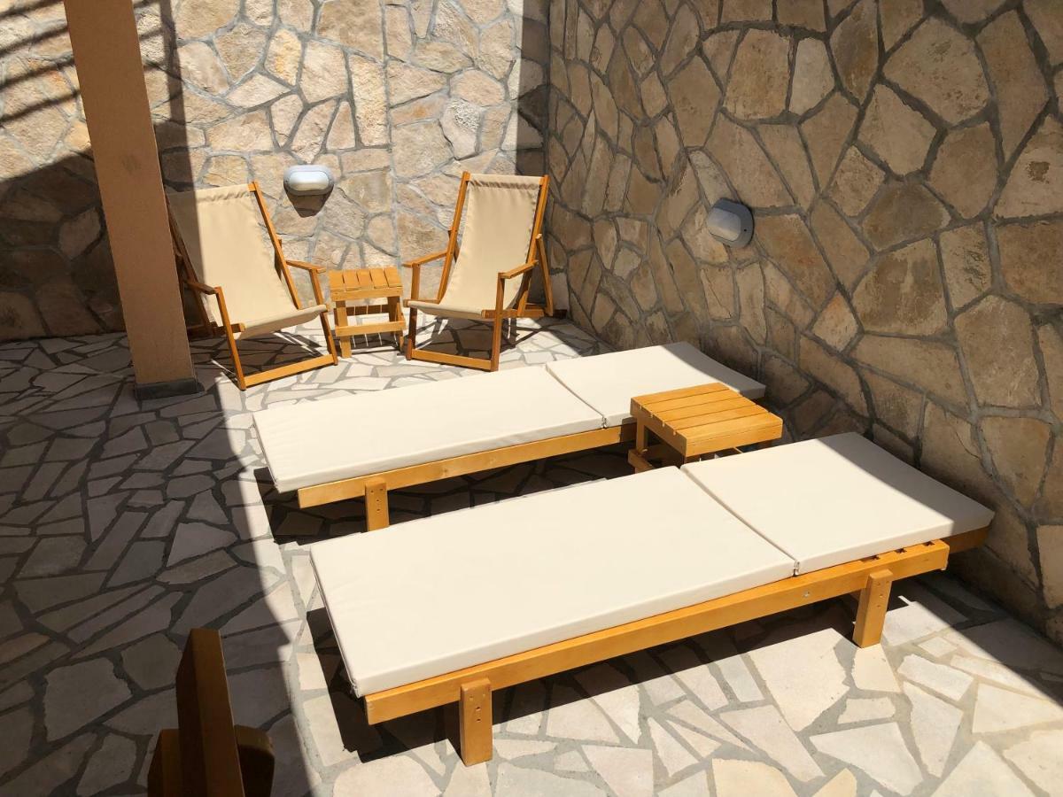 Žanjice Luxury Suite Luštica Extérieur photo